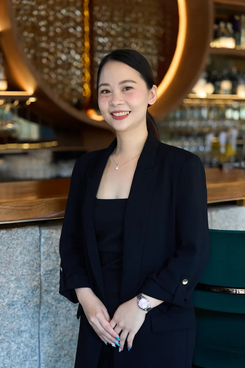 Mint Thanaphorn — Restaurant & Reservations Manager